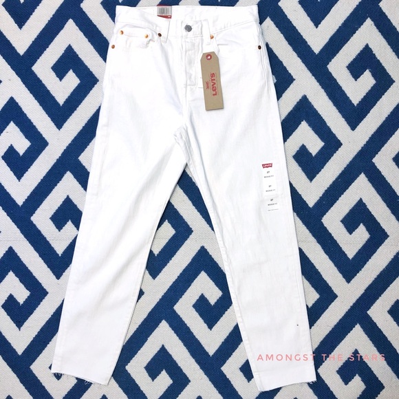 Levi’s Wedgie Icon Fit White Tapered Jeans - Picture 4 of 7